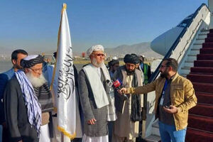 عکس خبري -سفر هيئت طالبان به ازبکستان
