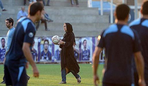 عکس خبري -نيکي کريمي از فوتبال چه مي خواهد؟+عکس