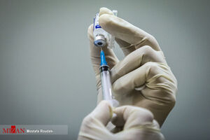 عکس خبري -متقاضيان واکسن آسترازنکا درخواست خود را ثبت کنند