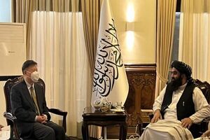 عکس خبري -وزير خارجه طالبان با سفير چين ديدار کرد