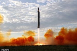 عکس خبري -دومين آزمايش موشکي کره شمالي در عرض پنج روز اخير