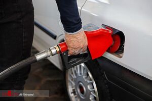عکس خبري -معاون وزير نفت: طرح «بنزين براي همه» از ابتداي بهمن ماه به شرط مهيا بودن زيرساختها اجرا ميشود