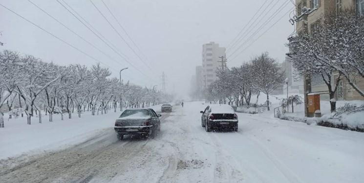 ستاد مديريت بحران گيلان به حالت آماده‌باش درآمد/ لغو مرخصي تمامي مديران شهرستان رشت