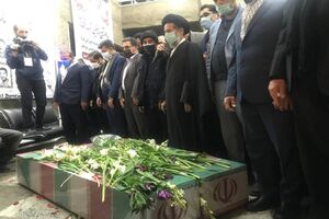 عکس خبري -وزير کشور: شهدا مظهر ايثار و از خودگذشتگي هستند