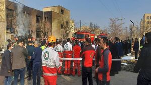 عکس خبري -اعزام ??امدادگر هلال احمر به محل سقوط جنگنده