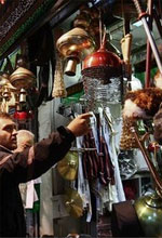 عکس خبري -تصاوير/بازار فروش پرچم و كتيبه ماه محرم 