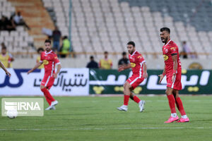 عکس خبري -بازيکن معترض پرسپوليس در ليگ قطر