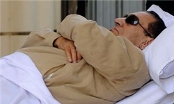 عکس خبري -انتقال مبارک به بيمارستان نظامي