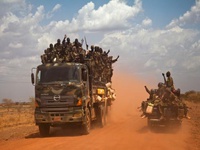 عکس خبري -آغاز عقب‌نشيني ارتش دو سودان از مرزهاي مشترک