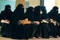عکس خبري -زنان عربستاني شناسنامه‌دار مي‌شوند