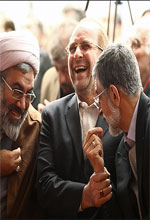 عکس خبري -كاشت درخت توسط شهردار تهران و حداد عادل