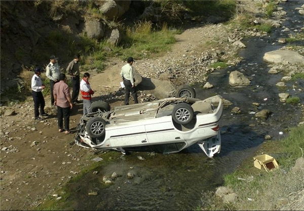 عکس خبري -سقوط خودروي فرماندار به رودخانه / عکس