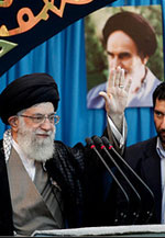 عکس خبري -تصاوير/ اقامه نمازعيدفطر دردانشگاه‌تهران