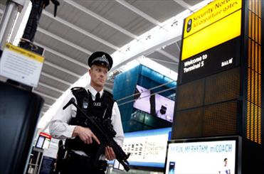 عکس خبري -پليس انگليس متهم به سوءاستفاده از قوانين ضد تروريسم شد