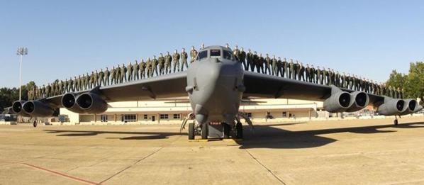 عکس خبري -چرا آمريکا دو بمب افكن را بر فراز منطقه دفاع هوايي چين به پرواز درآورد؟!