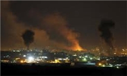 عکس خبري -جنگنده‌هاي رژيم‌صهيونيستي نقاطي در نوار غزه را هدف قرار دادند