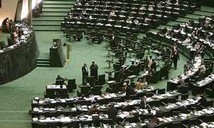 عکس خبري -نمايندگان مجلس قطعنامه پارلمان اروپا را محکوم کردند