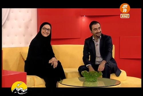 عکس خبري -مجري تلويزيون: مؤدبانه طنازي ميکنيم