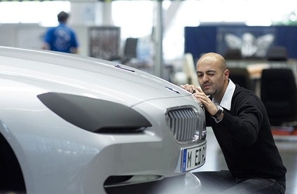 عکس خبري -يک ايراني، طراح  BMW 