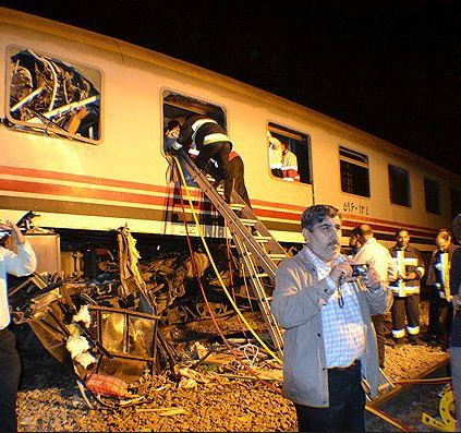 عکس خبري -گزارش تصويري/سانحه برخورد دو قطار در مسير تهران ، مشهد