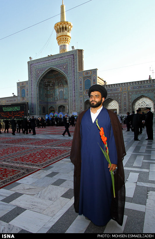 عکس خبري -گزارش تصويري/آيين گلباران حرم امام رضا (ع) 