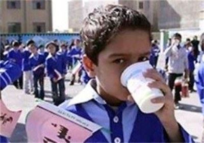 عکس خبري -دولت توزيع شير رايگان به دانش آموزان را اجرايي کند