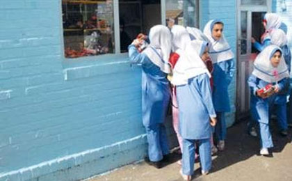 عکس خبري -? غذاي ممنوع در بوفه‌هاي مدارس