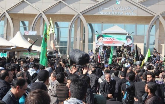 عکس خبري -ازدحام ايرانيان و کند شدن تردد در مرز مهران