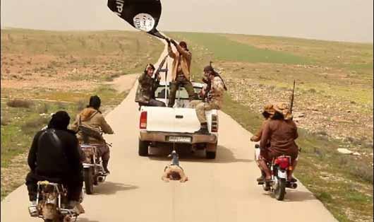 عکس خبري -عقده گشايي داعش با کشتن دلخراش سرباز سوري