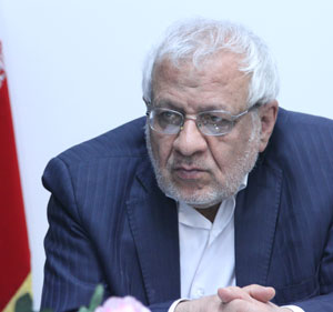 عکس خبري -گروه هاي فعال در انتخابات 94/سال 94 ، يک انتخاب پرماجرايي خواهد بود/اختلاف نظر در بين اصلاح طلبان به شدت بالا است/ارزشگرايان به دنبال وحدت با محوريت جامعتين هستند/ ديدارهاي موتلفه با تشکل ها در راستاي ائتلاف بزرگ اصولگرايان