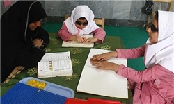 عکس خبري -حمايت آموزش و پرورش از دانش‌آموز دختر نابينا