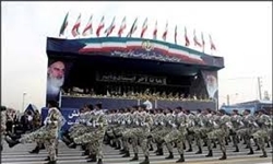 عکس خبري -آغاز رژه بزرگ نيروهاي مسلح در جوار حرم امام خميني(ره) 