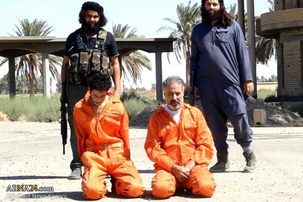 عکس خبري -تيرباران دو مرد عراقي به دست داعش + عکس