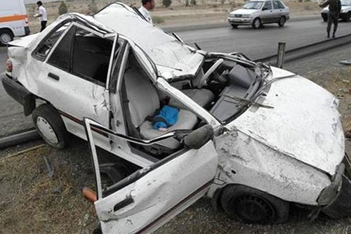 عکس خبري -4 کشته در پي تصادف مرگبار پرايد در شيراز