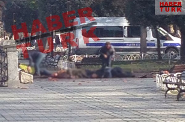 عکس خبري - انفجار در مرکز استانبول