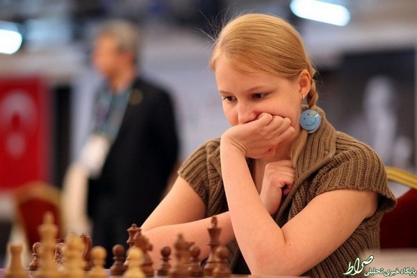 عکس خبري -آزار شطرنج‌باز زن روس در تهران +عکس