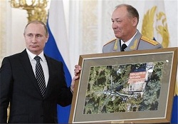 عکس خبري -هديه ويژه ژنرال روسي به پوتين