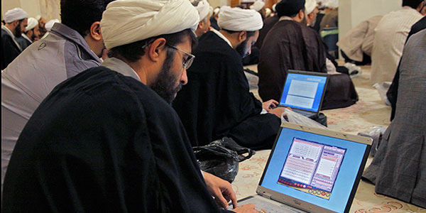 عکس خبري -وزارت ارتباطات براي روحانيون كلاس برگزار كند / نگراني مقام معظم رهبري از فضاي مجازي بيانگر عمق تاثير گذاري آن است/