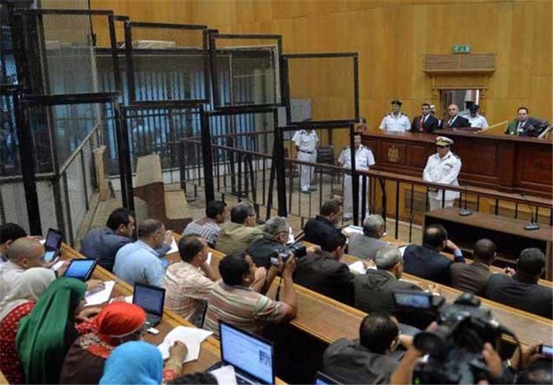 عکس خبري - دادگاه مصر ? معارض را به اعدام محکوم کرد