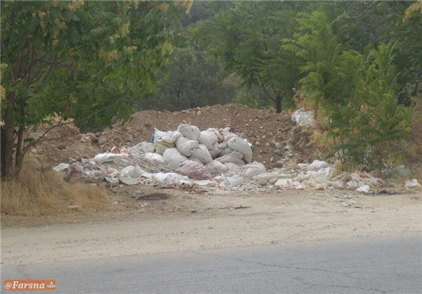 عکس خبري -طبيعت ياسوج در محاصره زباله و نخاله‌هاي ساختماني