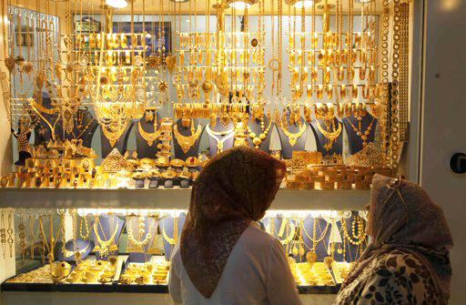 عکس خبري -صنعت طلا و جواهر در انتظار حمايت دولت/ صنعت طلا به حال خود رها شده است