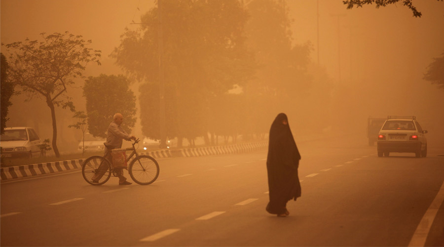عکس خبري -اراده اي براي مهار پديده گرد و غبار خوزستان وجود ندارد 