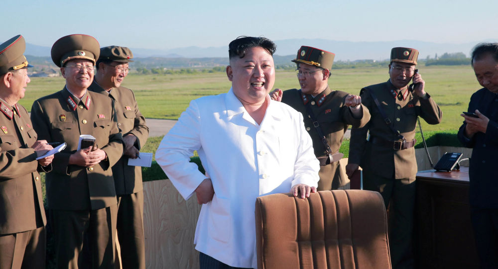عکس خبري -هديه رهبر کره شمالي به سازندگان موشک چه بود؟