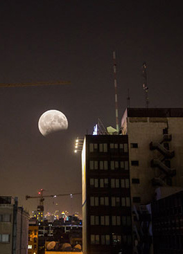 عکس خبري -گزارش تصويري/ماه گرفتگي در ايران 
