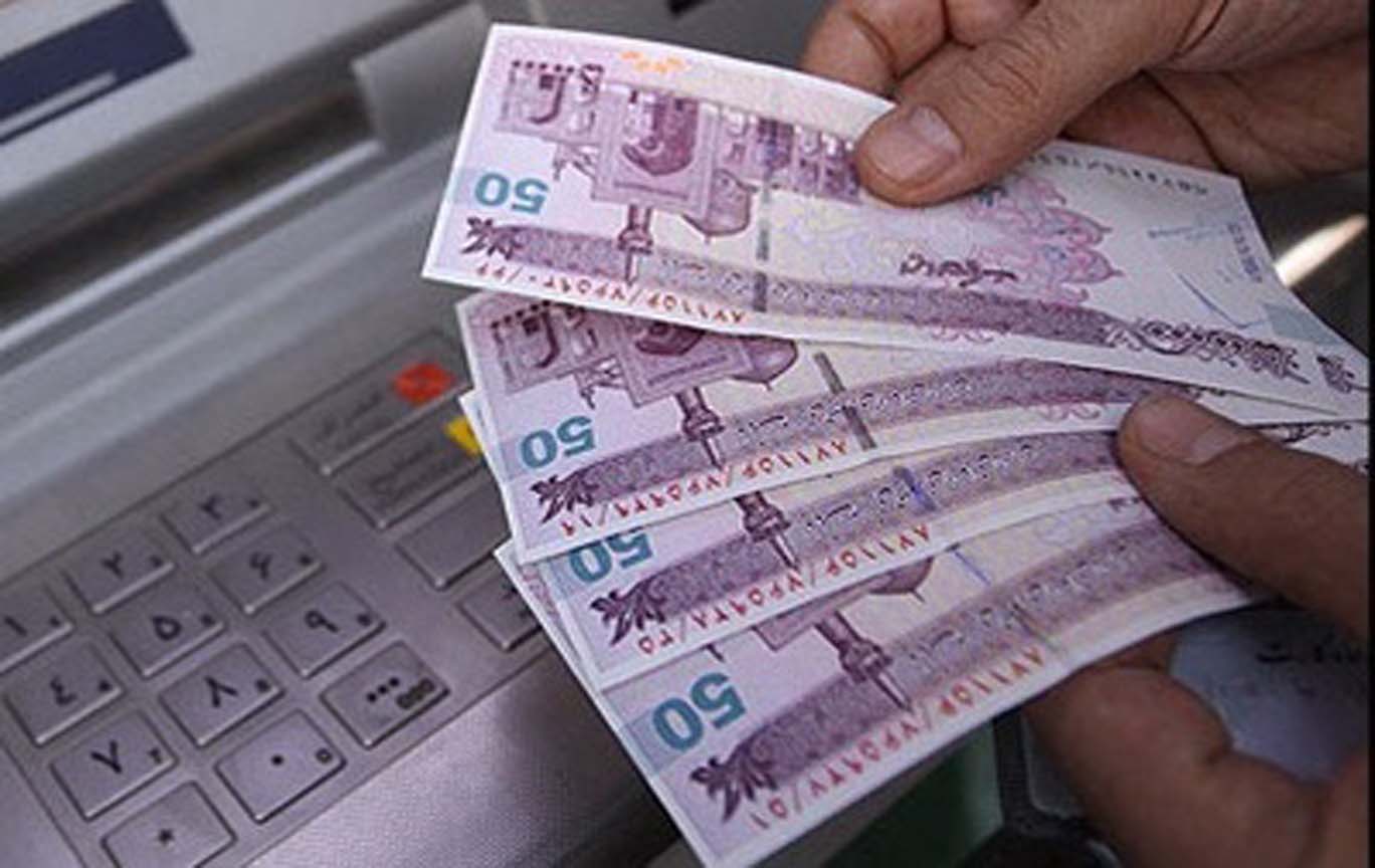 در اجراي قانون هدفمند سازي يارانهها با عملكرد بد مجريان در دولت ، روند توسعه و فقر زدايي معكوس شد