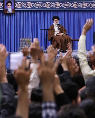 گزارش تصويري/ ديدار دانش‌آموزان و دانشجويان با امام خامنه اي