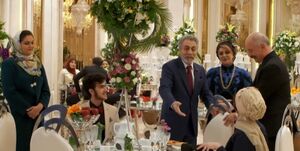عکس خبري -پشت پرده نظارت بر محتواي سريالهاي نمايش خانگي چيست؟/ شيوع بي بند وباري، خيانت و عشقهاي مثلثي در حياط خلوت!