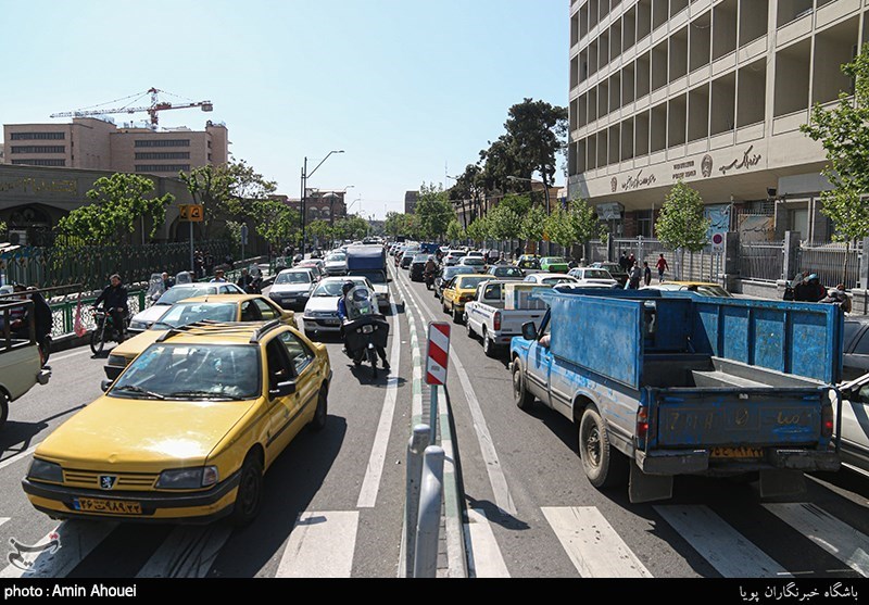 عکس خبري -تبديل محدوده ميدان امام خميني به پياده‌راه، به زودي اجرايي مي‌شود