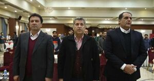 عکس خبري -سرخها در آستانه فروپاشي اقتصادي/ پرسپوليس بدون مديرعامل قهرمان ميشود؟