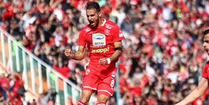 عکس خبري -آشوبي: پوکر پرسپوليس سورپرايز فوتبال ايران است/ گلمحمدي فصل آينده تيم جذابتري ميسازد